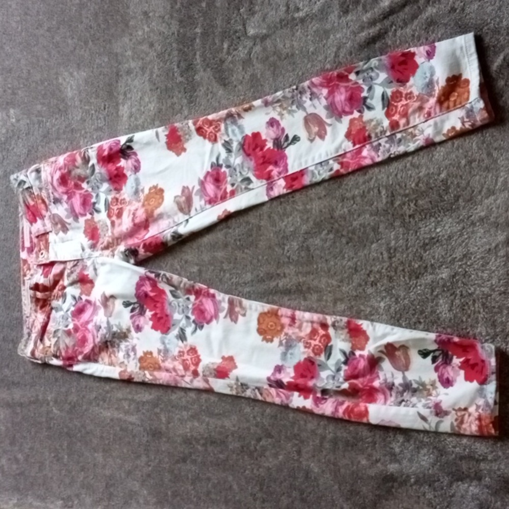 Pilcro Anthropologie floral skinny jeans